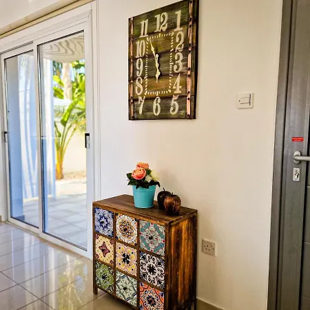 Nissi Oleandra * アヤナパ