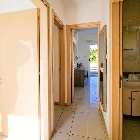 Villa Nissi Oleandra Ajía Nápa