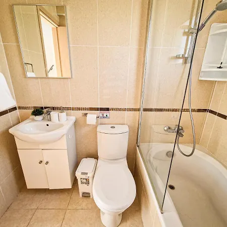 Villa Nissi Oleandra Ajía Nápa