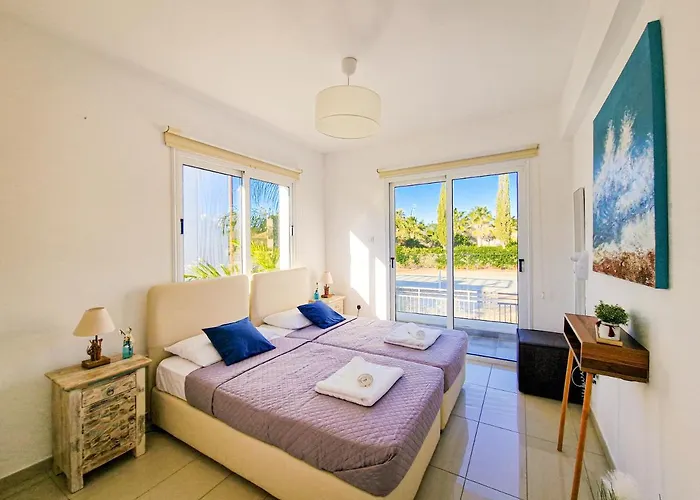 Willa Nissi Oleandra Ajia Napa